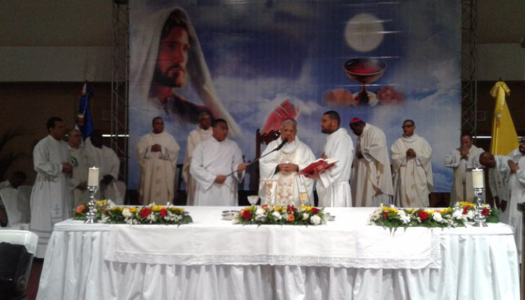 Concluye con gran éxito el 1er. Congreso Eucarístico de la Arquidiócesis de Santo Domingo